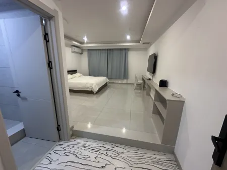 Yichun Jinxi Chinese Inn Отели в г. Ичунь