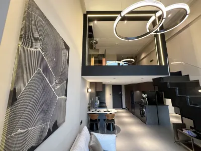 Linyun Mountain Residence Homestay (Zhongjian Zhixing Binjiang Plaza) Hotels in 