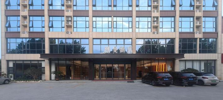 Chaoman Hotel (Menglianggu Industrial Park) Hotels in Mengyin