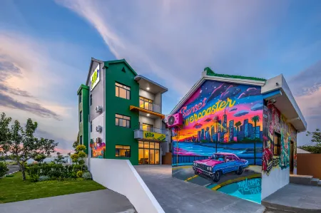 Bujiao Green Homestay (Jinshan North Station Branch) Отели рядом с достопримечательностью «Zhujingzhen»