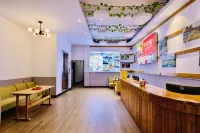 Siji Shangpin Hotel (Yangshuo West Street Lijiang)