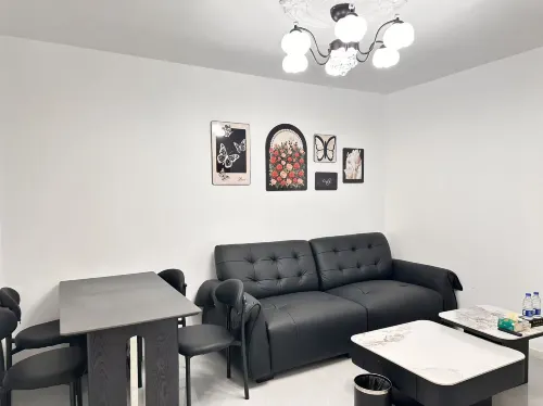 Longkou Qihai Xiaozhu B&B (Coast Huafu Branch)