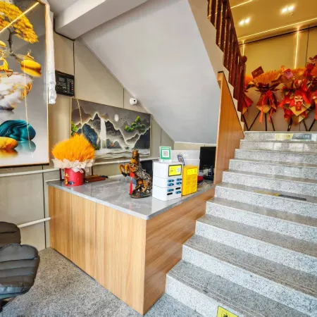 Linxia County Lidu Hotel Отели в г. Линьсясянь