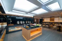 FF Design Hotel (Guiyang Dashizi Zhongshan West Road Subway Station) - خدمة نقل من وإلى المطار