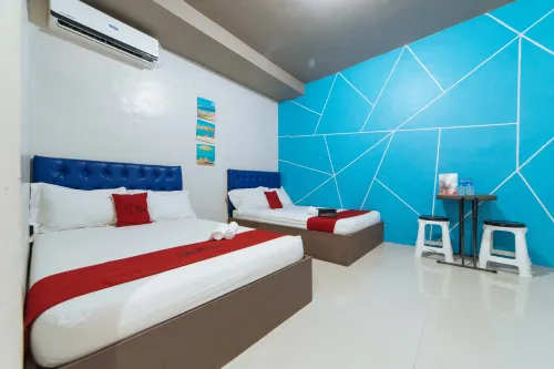 RedDoorz @ Aparente Gensan Hotels in Polomolok