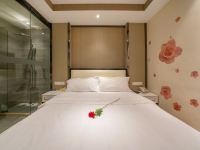 上海海上凤凰主题酒店新川路店 - 特惠大床房(无窗)