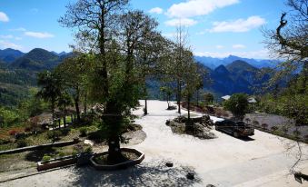 Hefeng Tianjia Courtyard