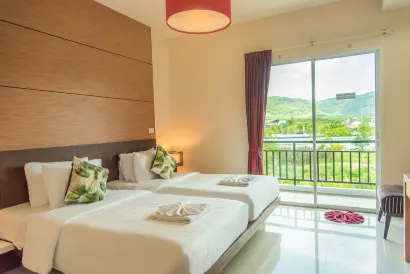 줄라 플레이스 호텔