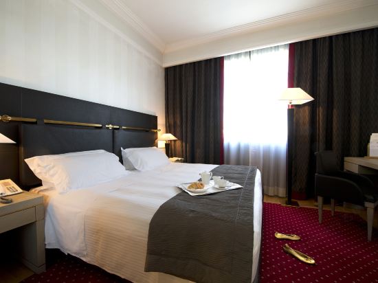 10 Best Hotels near Centro Commerciale Vulcano, Monza 2023 | Trip.com