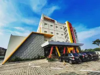 Front One Hotel Nganjuk Các khách sạn ở Nganjuk Sub-District