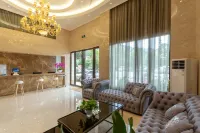 Full Family Hotel