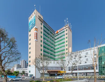 Homeinn · neo (Shenzhen Caopu Subway Station)