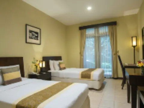 Puteri Gunung Hotel Hotels in Lembang