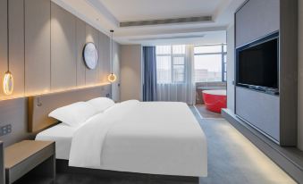 Riyue Fenghua Hotel (Shangqiu Vocational and Technical College)