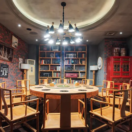 Huaying Wanrun Hotel