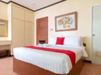 RedDoorz @ Downtown Tacloban Hotels in Leyte