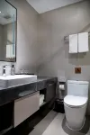 Homeinn Selected Hotel (Tangshan Cooking Culture Museum/Nan Hu Scenic Area) - parking