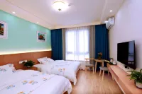 Chongzhou Zhiruoting Homestay