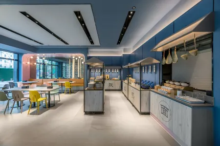 HanTing Hotel (Nanjing Railway Station Longhu Ziducheng) Отели рядом с достопримечательностью «Jinling Institute of Technology Xiaozhuang Campus»