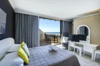 The Breakers Hotels in Surfers Paradise