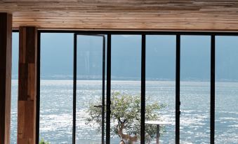 TREE&VILLA