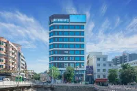 麗楓飯店（汕尾陸豐店） 陸豐市開放大學附近的飯店
