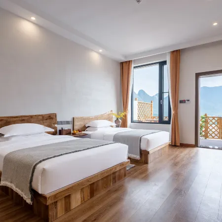 Sanchunli • Wenfeng Panoramic Boutique Inn
