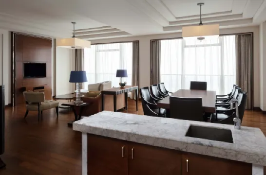 Sheraton Qingdao Jiaozhou Hotel