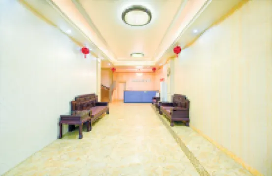 Elegant Restaurant Apartment (Heyuan Asia Fountain Shop)
