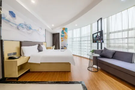 Shangpin Bojia Hotel (Shenzhen North Railway Station, Longhua One City Center)