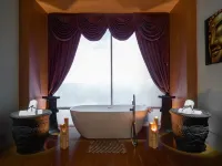 Radisson Golf & Convention Center Batam - 스파