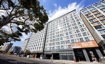 Bridge Residence Hotel