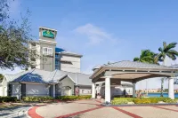 La Quinta Inn & Suites by Wyndham Ft. Lauderdale Airport Hotels near The Native Village