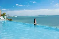 Sanya Sujuan Infinity Swimming Pool Seaview Hotel