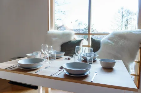 ラ・コリナ　リトリート la Colina Retreat Отели рядом с достопримечательностью «Kurohime Highland»