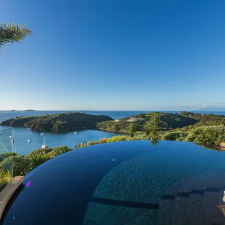 Delamore Lodge Отели рядом с достопримечательностью «Автобус Explorer Island Waiheke»