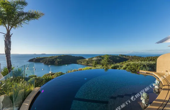 德拉摩爾洛奇酒店