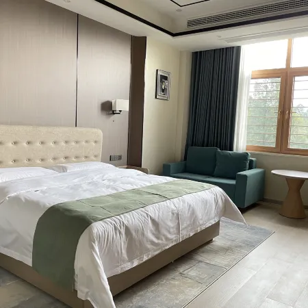 Tongjiang Jinhaiwan Hotel