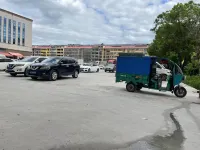 Fengxin Yueyi Lifeng Hotel - parking