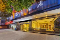 Sanyuan Hotel (Wuling Square) Hotel dekat Xiangnan University Beihu Campus