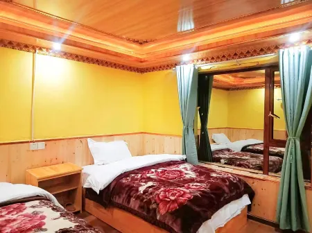 Zanglian Mountain Shequzhen Homestay Отели рядом с достопримечательностью «Lotus Sea»