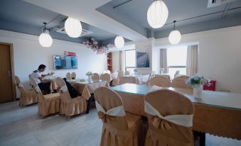 Aili Sea View Hotel (Haikou arcade-house old street)