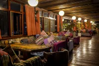 Seamount Life Stone Resort Villa