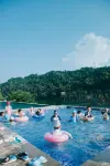 Tree Frog Resort Hotel