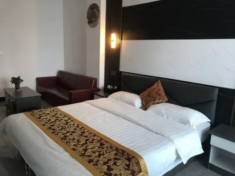 Kaiping Jiayuan Commercial Apartment (Tangkou)
