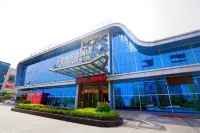 Jinyulan Hotel (Yingshan Bus Station) Hotel dekat Yingshan Bus Passenger Transport Station