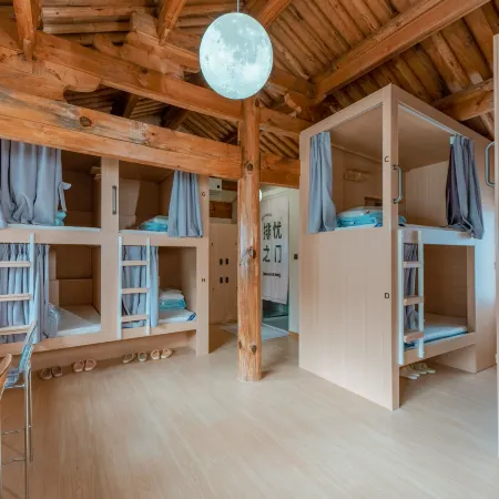 Chaoge Youth Hostel (Dali Ancient Town South Gate)