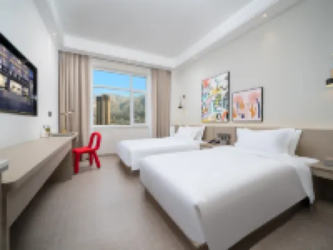 Xiaolu Hotel (Minhe) فنادق في مين خه
