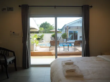 MANGOES PATTAYA Отели в г. Sattahip