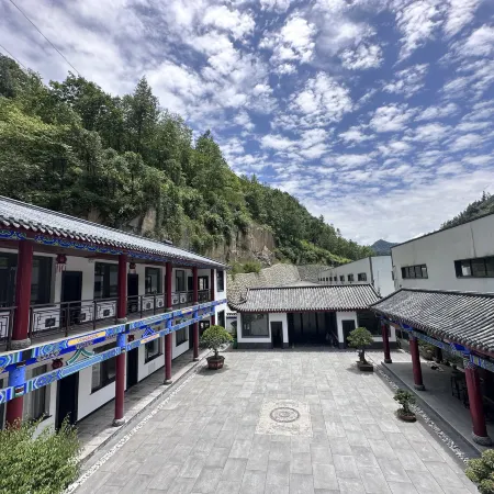 Zhenba Xinyu Chantea Villa